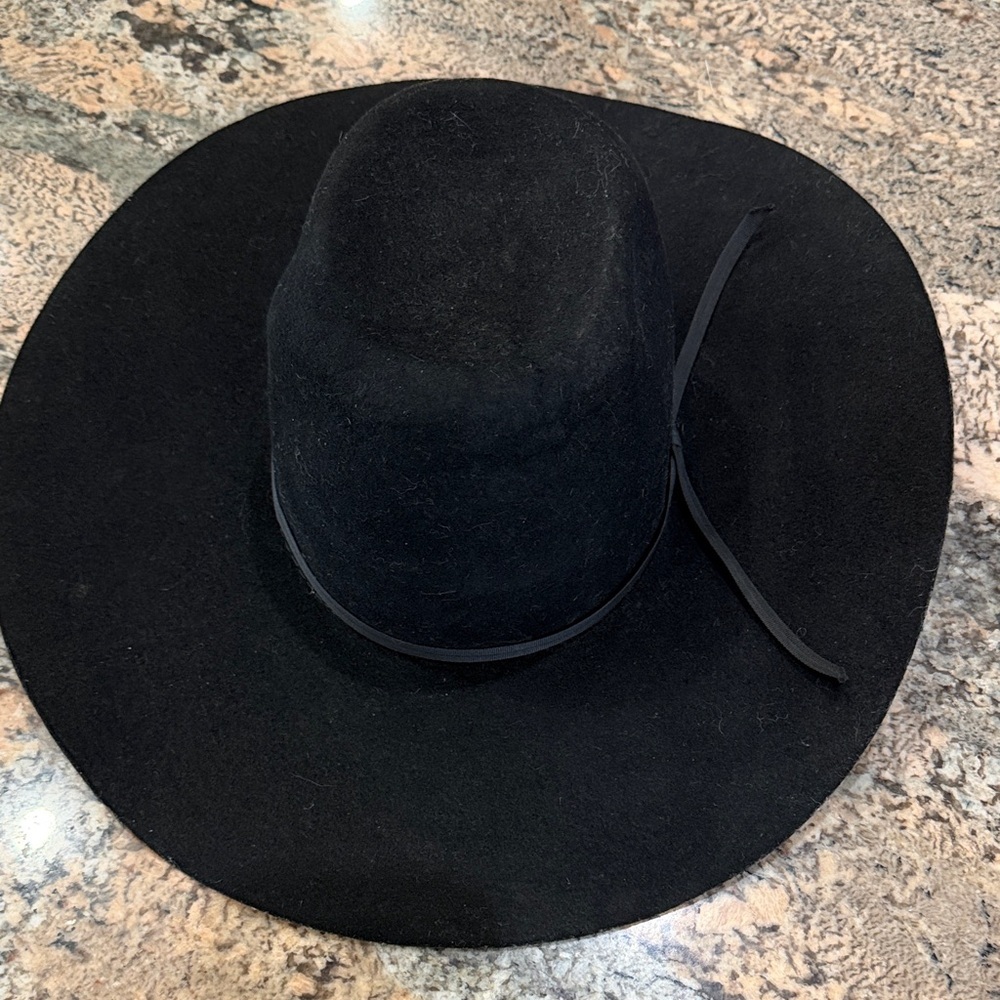 Ariat Black Wide-Brim Felt Western Hat